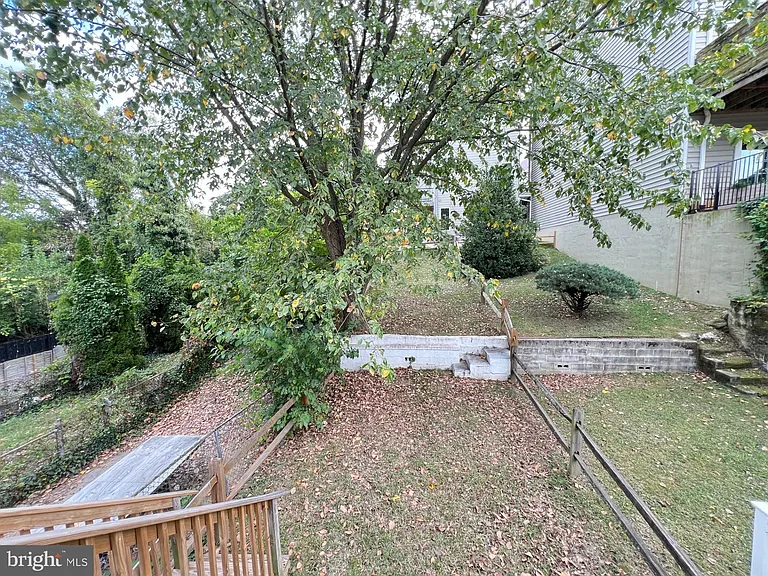 4735 Sheldon St — Photo 37