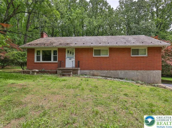 480 Spring Valley Rd, Easton, PA 18042