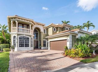 8048 Valhalla Dr, Delray Beach, FL 33446