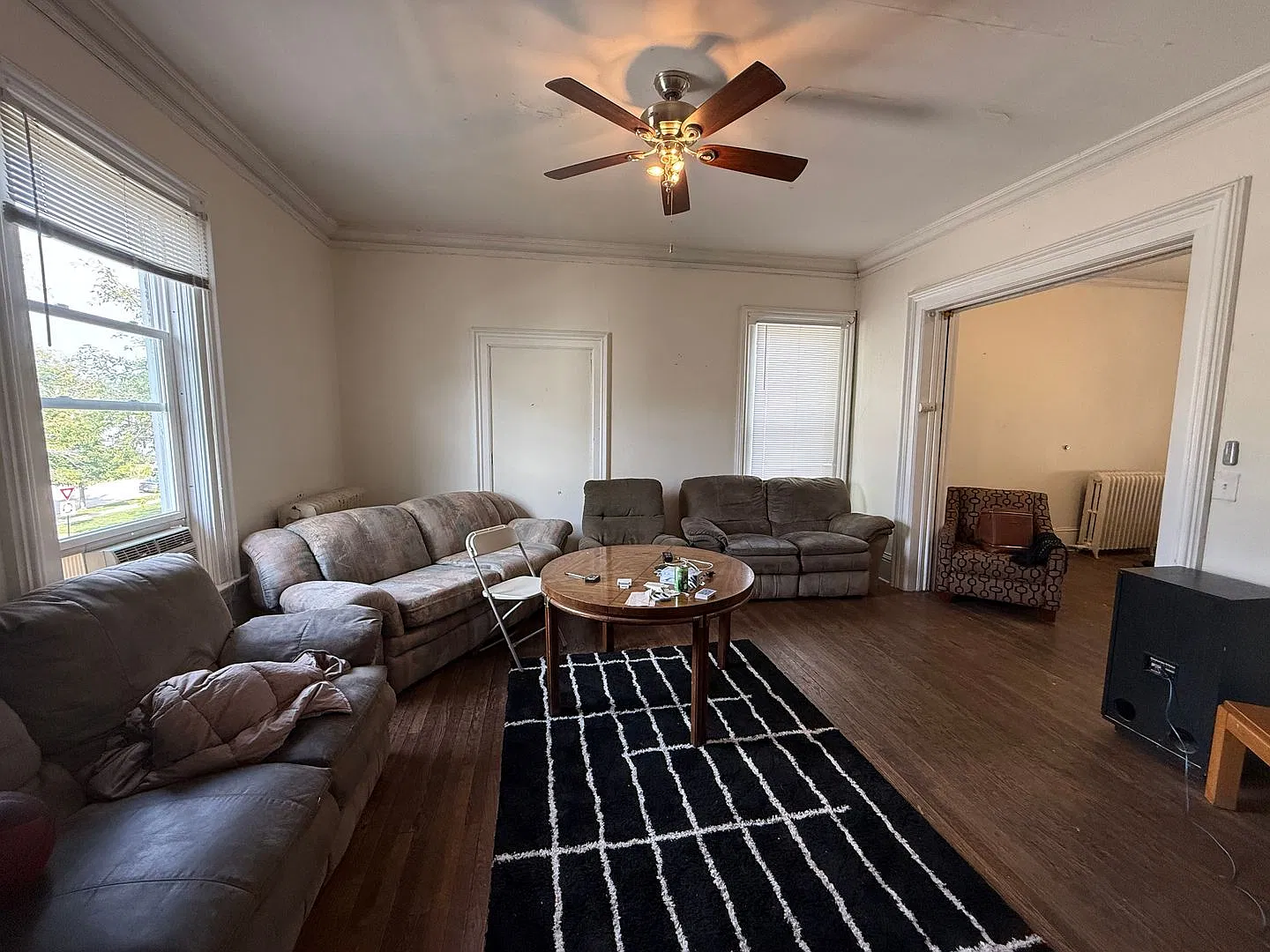 4 Bedroom on King St — Photo 2
