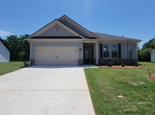 108 Breakwater Way, Perry, GA 31069