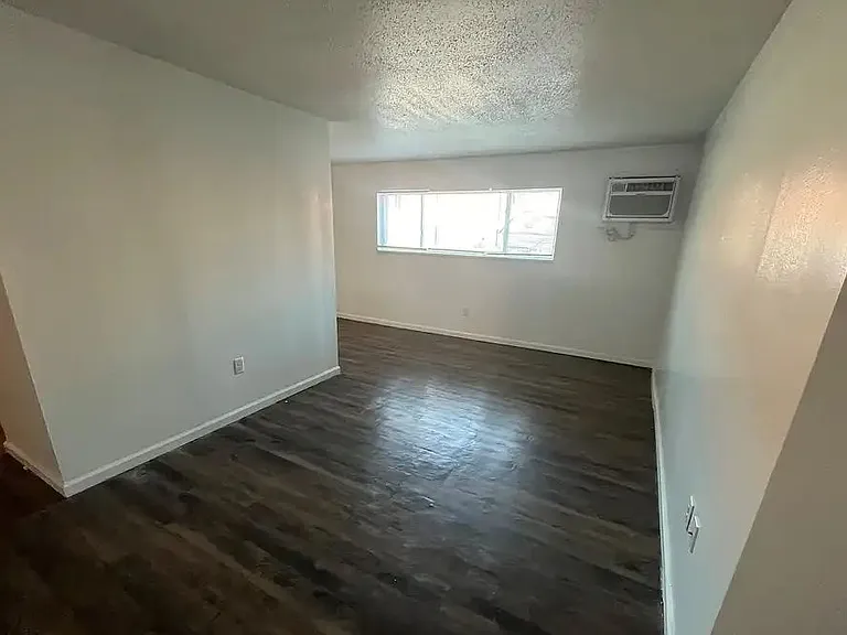 Genesis Apartments — Photo 14