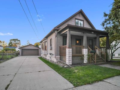 814 S Sherman St, Bay City, MI, 48708