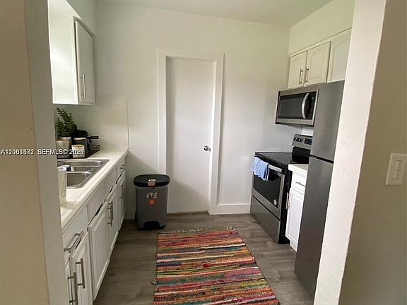 4th image of 12108 NE 5th Ave APT 4