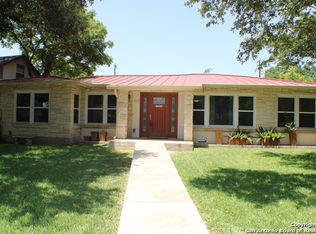 117 Thomas Jefferson Dr, San Antonio, TX 78228