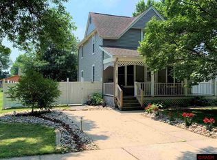 727 Belgrade Ave, North Mankato, MN 56003