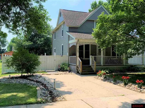 727 Belgrade Ave, North Mankato, MN 56003