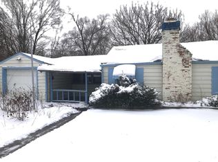 2405 Woodmont Dr, South Bend, IN 46614