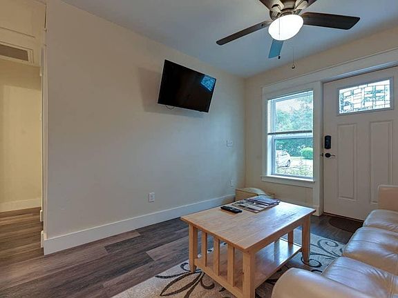 3rd image of 1500 Dacron Dr #102