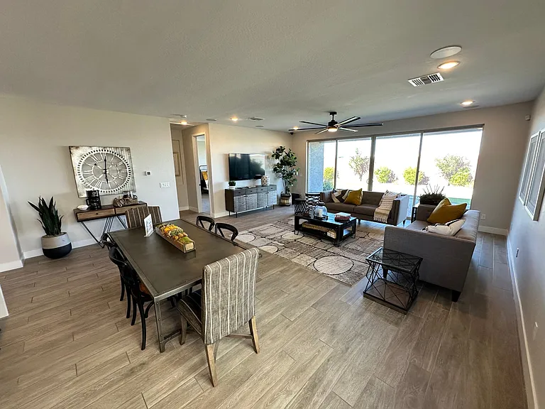 9616 E Rainbow Ave — Photo 33