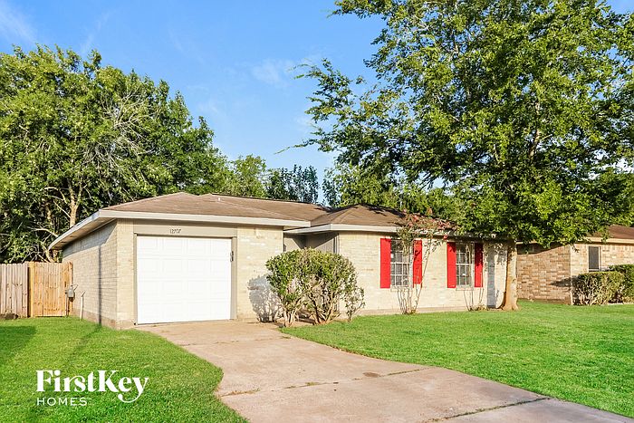 1st image of 12707 Hollow Glen Ln
