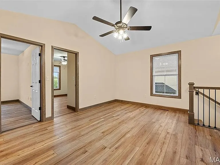 3605 Justine Dr — Photo 18