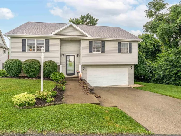 5 Monument Ln, Morgantown, WV 26508