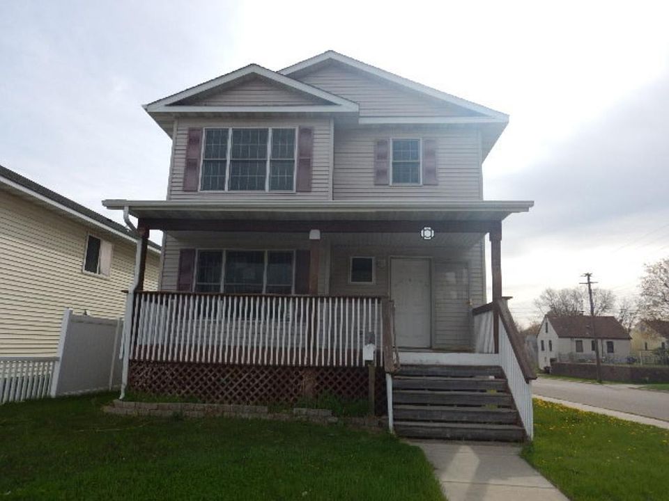 1st image of 757 5th Ave S