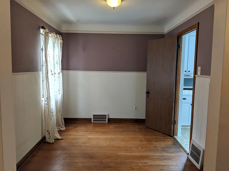 20696 Washtenaw St — Photo 3