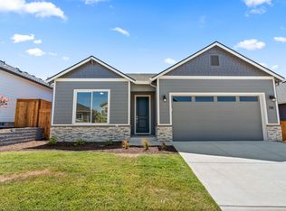 118 Valemont Dr #16, Eagle Point, OR 97524