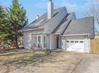 4996 Rugby Rd, Virginia Beach, VA 23464