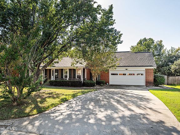 2nd image of 512 Waterford Drive