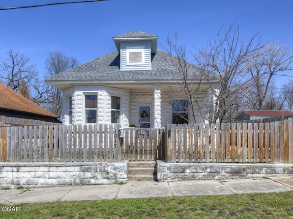 1017 W B St, Joplin, MO 64801