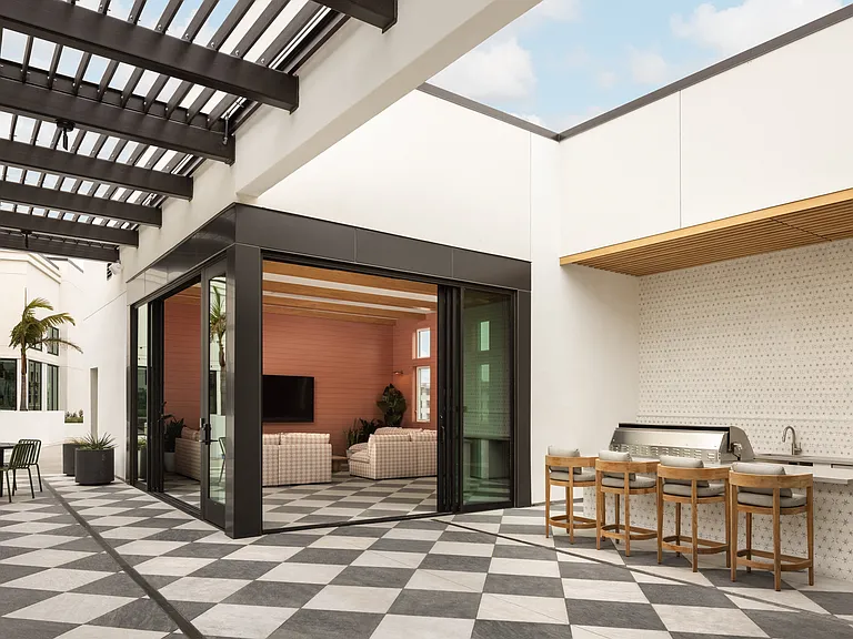 Hollywood Park Residences — Photo 13