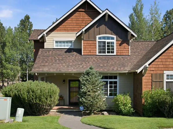 19350 SW Laurelhurst Way, Bend, OR 97702