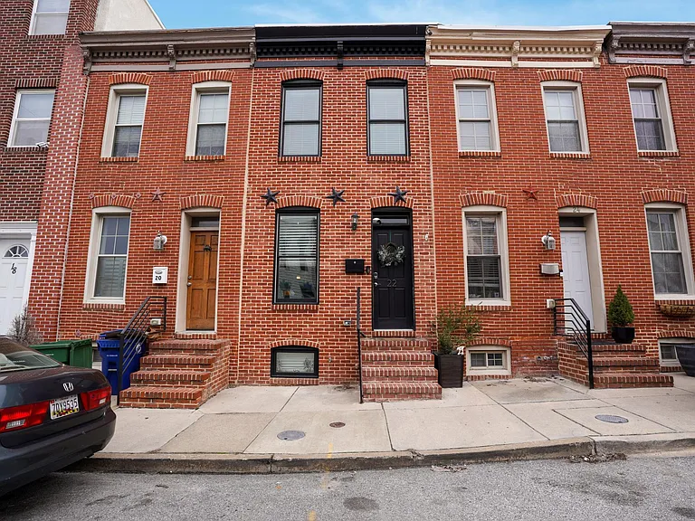 22 E Heath St — Photo 17