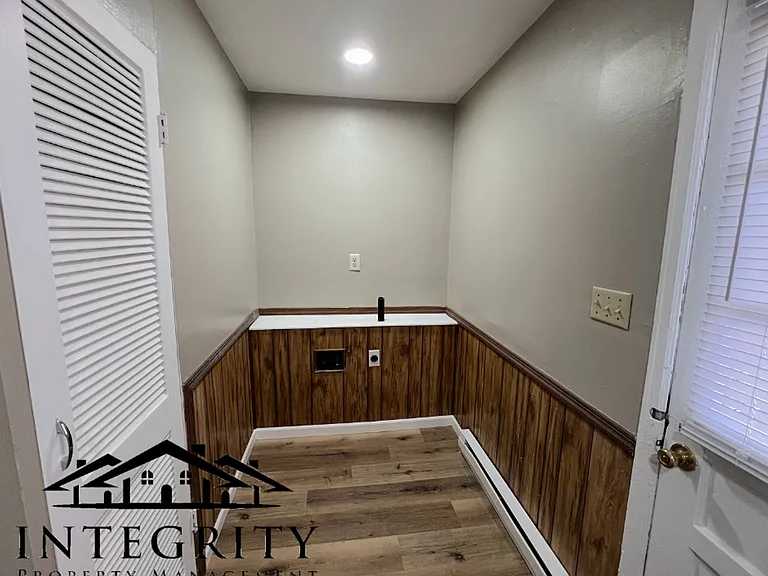112A Fleetwood Dr — Photo 5