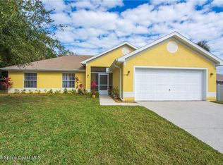 1590 Polynesian Ln, Sebastian, FL 32958