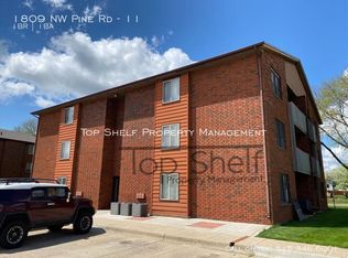 1809 NW Pine Rd #11, Ankeny, IA 50023