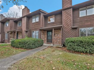 614 Woodlander Rd, Jefferson City, MO 65101