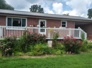 120 N Bug Hole Rd, Cumberland Gap, TN 37724