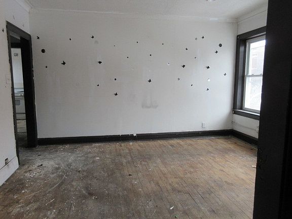 5th image of 7757 S Marshfield Ave