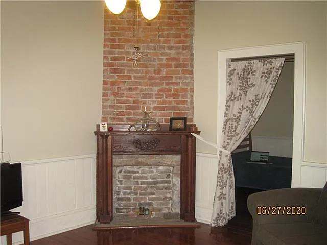 537 Pacific Ave — Photo 2