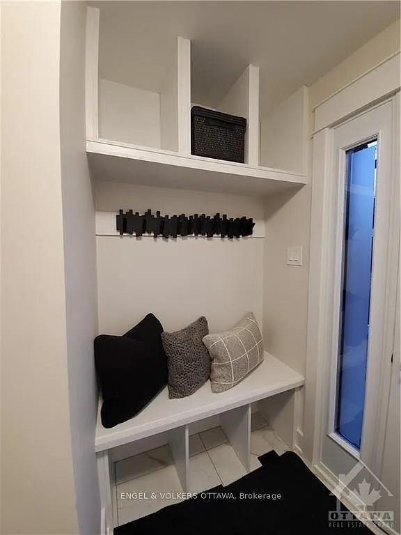 3 bed, $4,100 — Photo 3