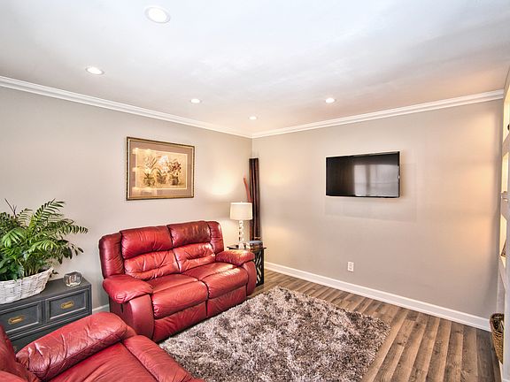 2nd image of 53 Sonora Dr
