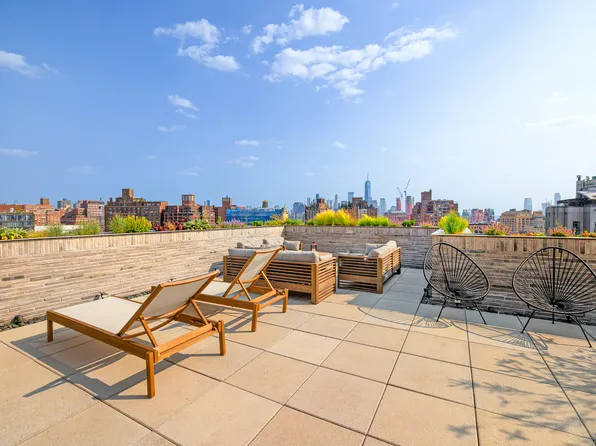 345 West 14th Street image 15 of 20