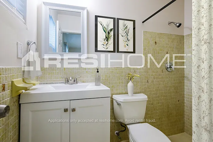 8954 SW 53rd St — Photo 9