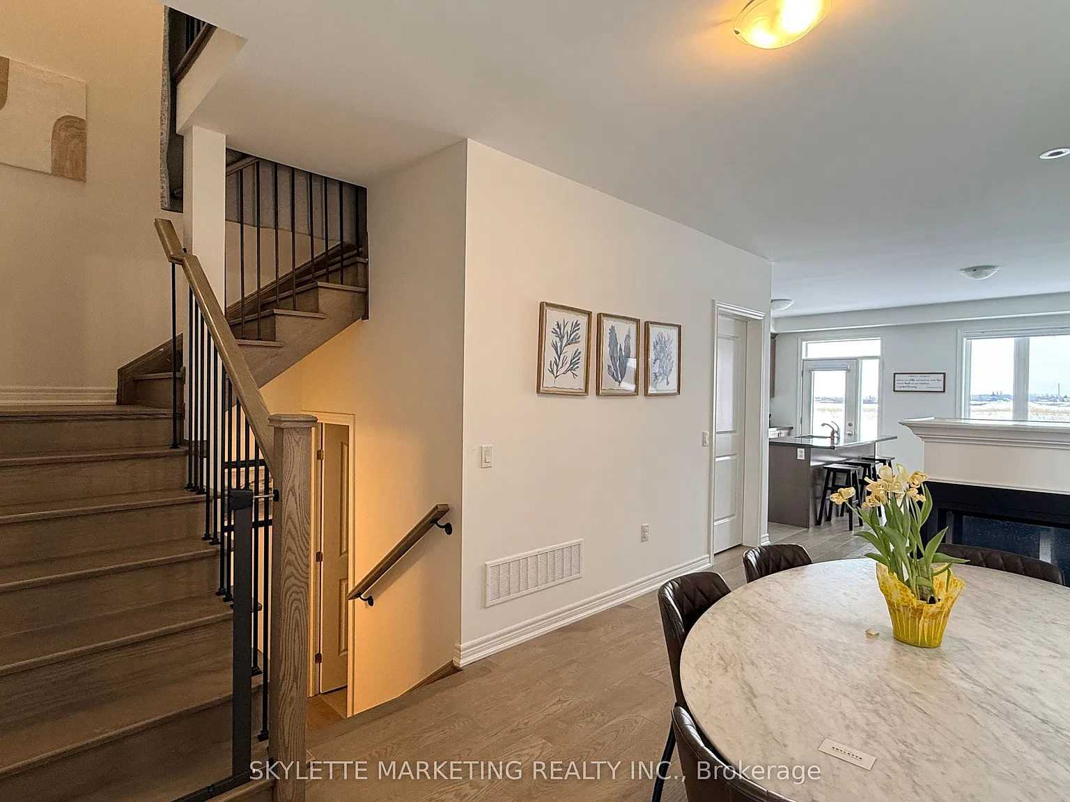3 bed, $2,750 — Photo 2