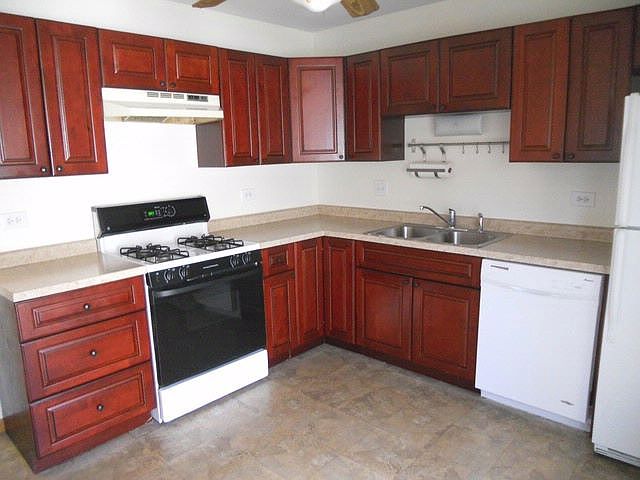 2nd image of 5619 Santa Barbara Dr