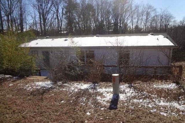 2nd image of 775 Red Valley Rd
