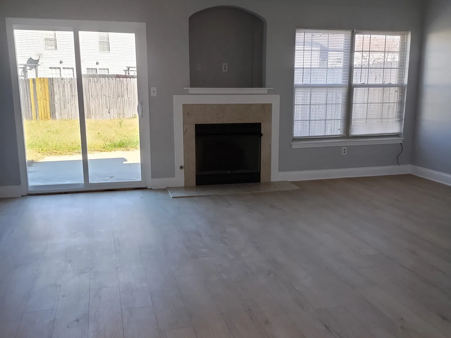 2 bed, 2.5 bath, 1450 sqft, $1,550 — Photo 4