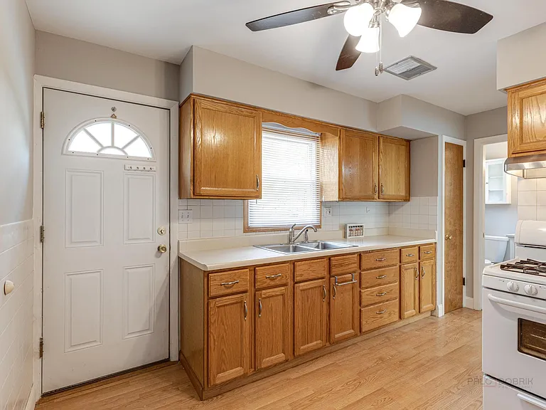 416 S Edward St #416 — Photo 8