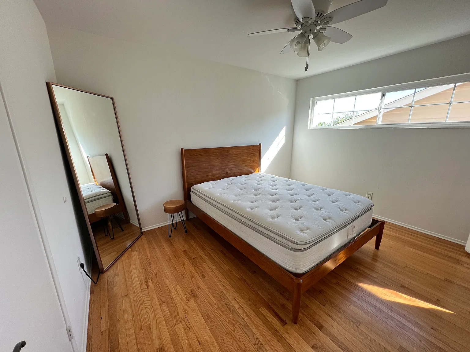 3 bed, 1400 sqft, $1,800 — Photo 4