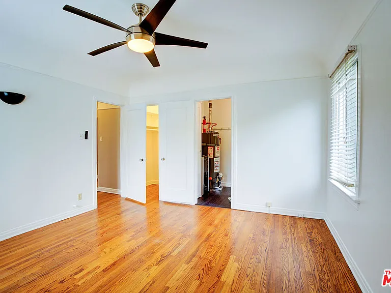 10372 Tennessee Ave — Photo 15