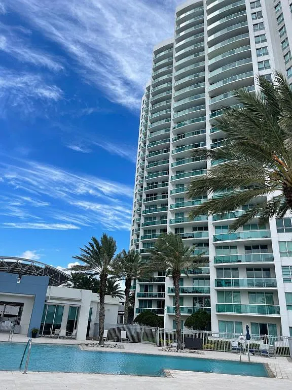 241 Riverside Dr — Photo 3