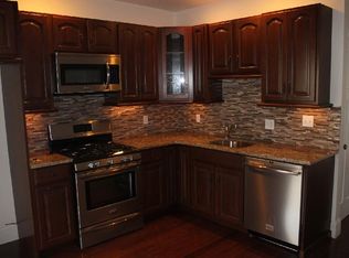 246 W 3rd St #1, Boston, MA 02127