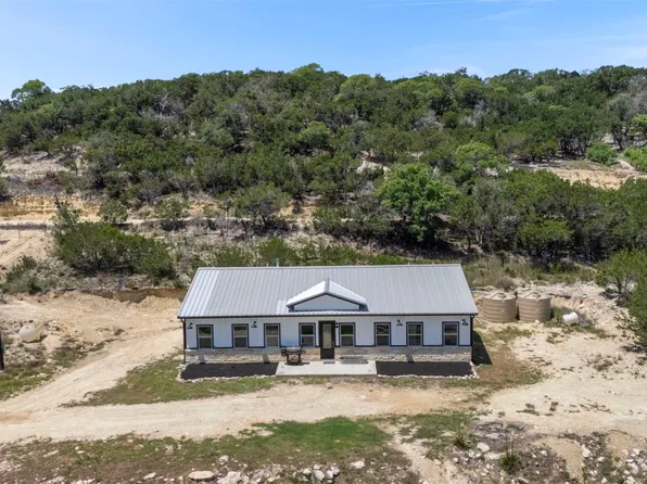 486 Camino Real Rd, Kerrville, TX 78028