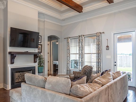 5th image of 300 Bayou Parc Dr
