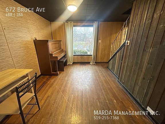 5th image of 672 Bruce Ave