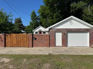 651 Hardware St, Elloree, SC 29047